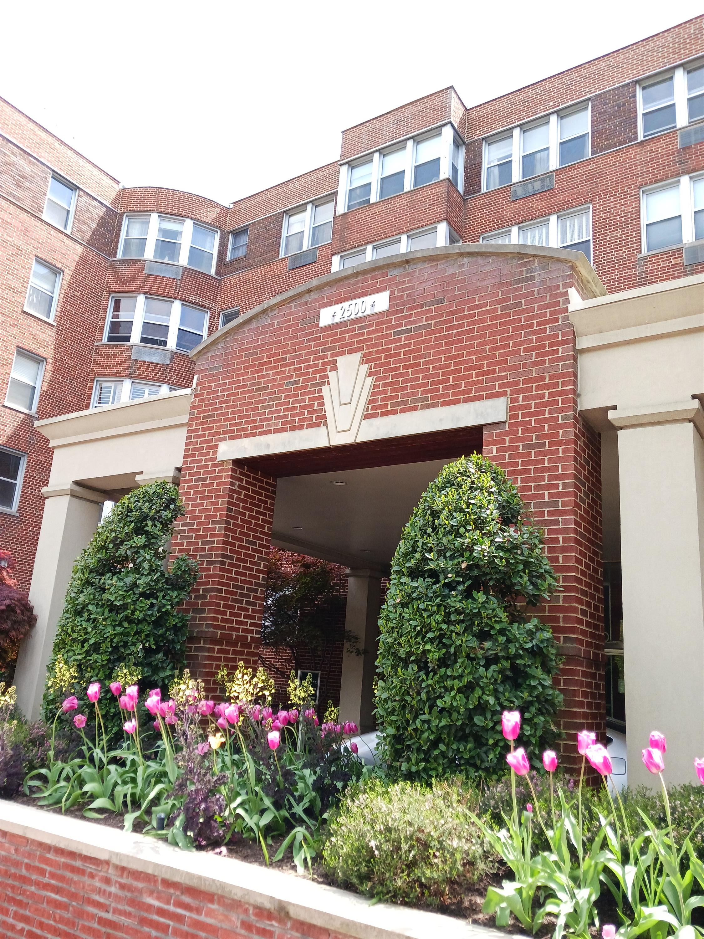 2500 Q Str NW